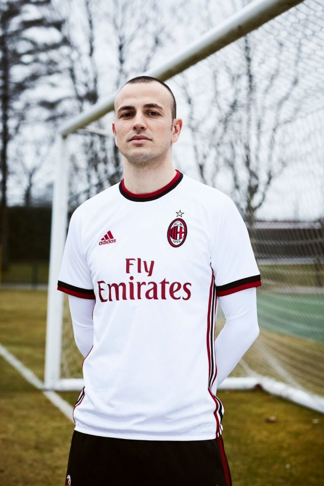 Milan away kit 2017-18