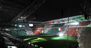 Juventus’ second kit 2017-18 is a tribute to Turin. The new logo with stars appears on it dimensioni ideali stadi calcio ricavi spettatori