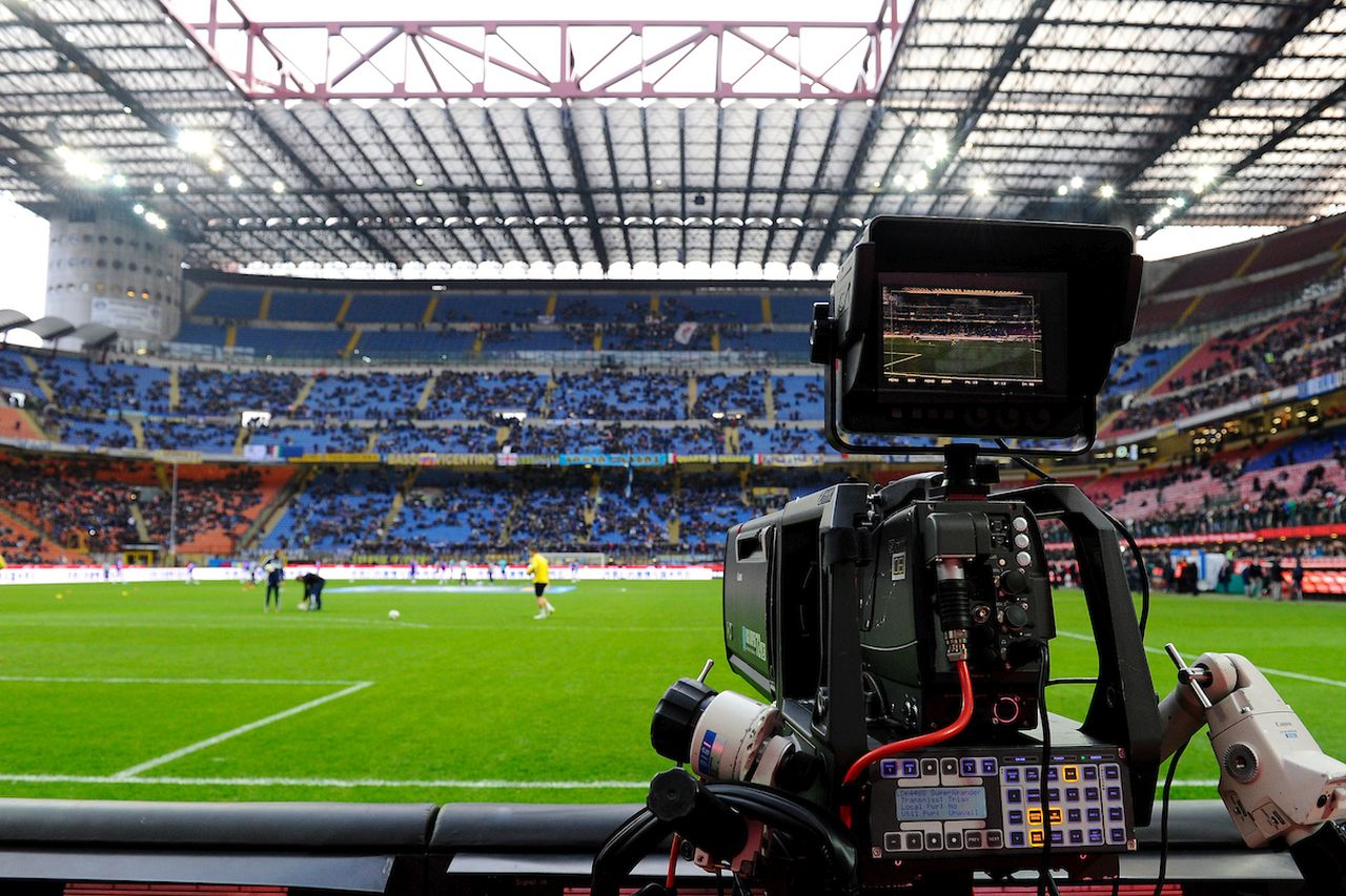 Tv broadcast rights Serie A 2018-21, the challenge: earn more and  re-enhance stadiums | Calcio e Finanza